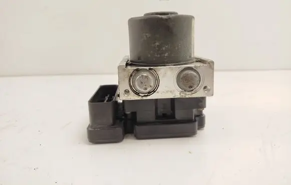 Ford Focus ABS Pump 10097001103 P1S5C1670P20 PS5C1670P20