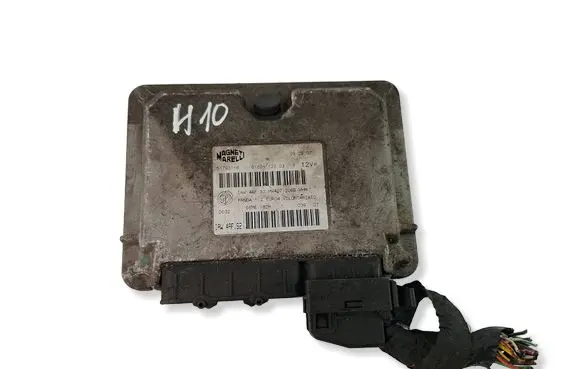 Fiat Panda II Engine control unit/module 51793116 6160112703