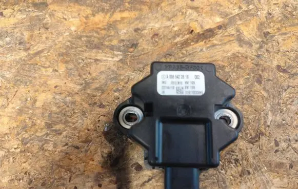 Mercedes-Benz ML W166 ESP acceleration yaw rate sensor A0065422618 222144118 1310170033