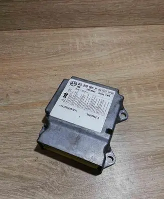 Volkswagen Golf V Airbag control unit/module 1K0909605H
