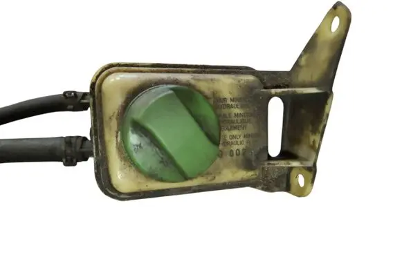 Audi A6 S6 C5 4B Power steering fluid tank/reservoir 8D0422373C