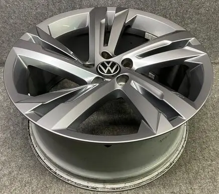 Volkswagen Tiguan R19 alloy rim 5NA601025AG