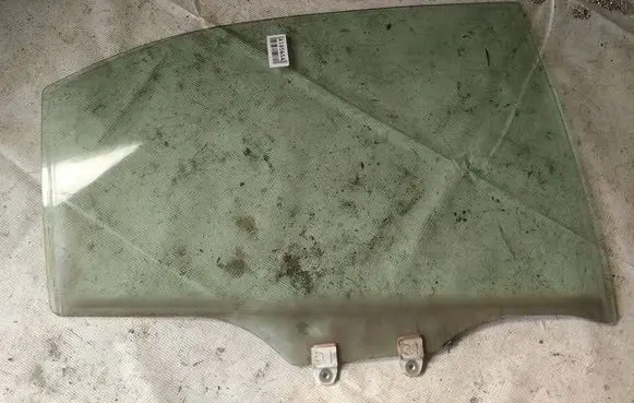 Honda Accord Rear door window glass as2