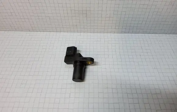 KIA Sorento Crankshaft position sensor 3931038050