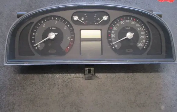 Renault Laguna II Speedometer (instrument cluster) 8200291330 503000960309