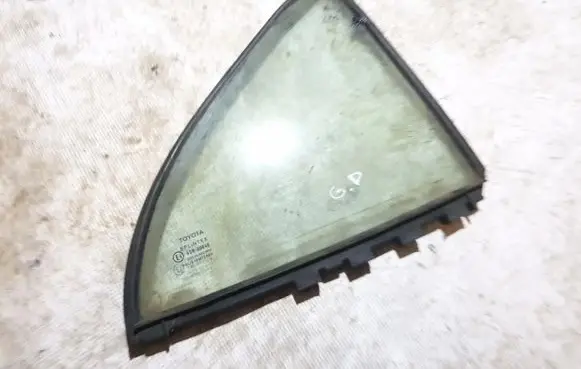 Toyota Avensis T250 Rear vent window glass 