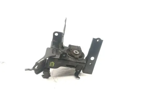 Toyota Yaris Gearbox mount AVA4439