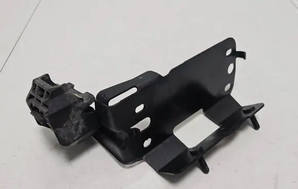 BMW 3 E92 E93 Radiator support slam panel bracket 7154546 23781010 3309
