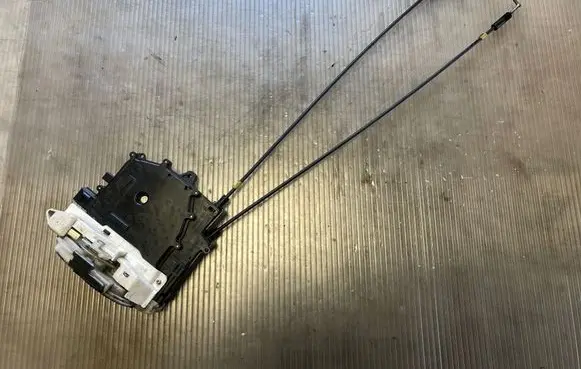 Front door lock