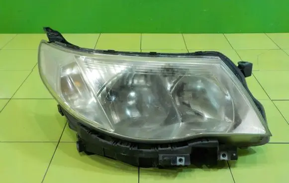 Subaru Forester SH Headlight/headlamp PRZOD