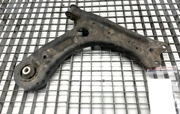 Volkswagen Polo V 6R Front control arm 6R0407152F