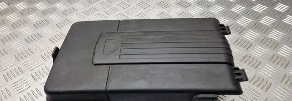 Volkswagen PASSAT B6 Battery box tray cover/lid 1K0915443A