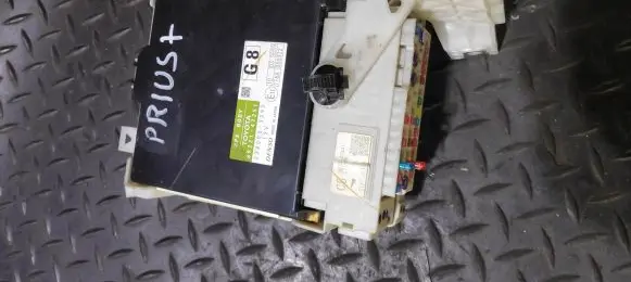 Toyota Prius (XW10) MPM control module 89221-47251