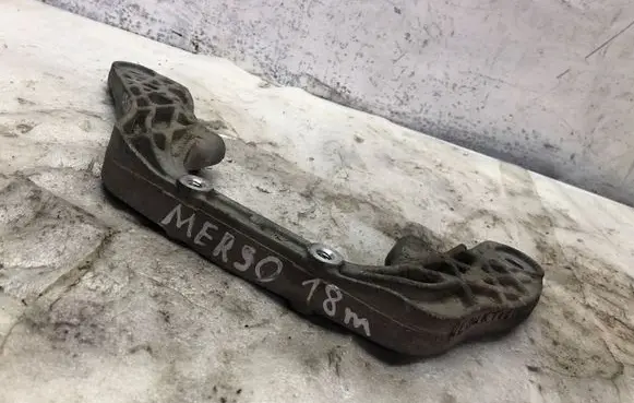 Mercedes-Benz CLA C117 X117 W117 Rear differential/diff mount bracket M0014250