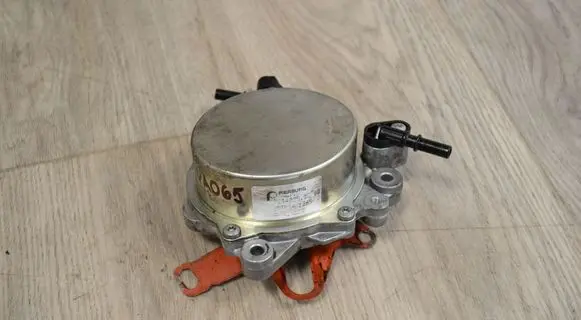Peugeot Boxer Vacuum pump 9674192280