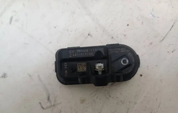 Dodge PickUp RAM SRT-10 Tire pressure sensor 68249197AA 3ECC9536