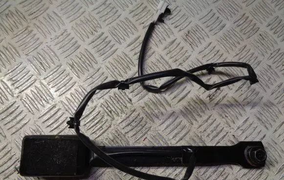 Nissan Pulsar Front seatbelt buckle 627603500