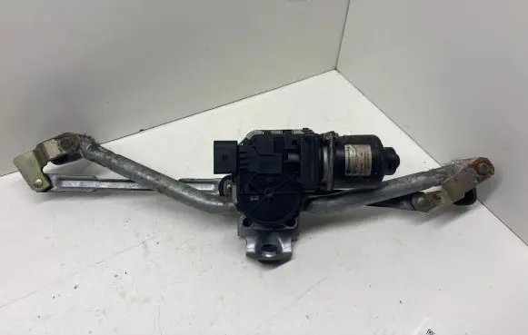 Volkswagen Polo IV 9N3 Front wiper linkage and motor 6Q1955113A