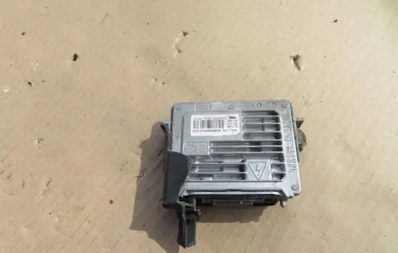 Volvo V60 Xenon control unit/module 89089352
