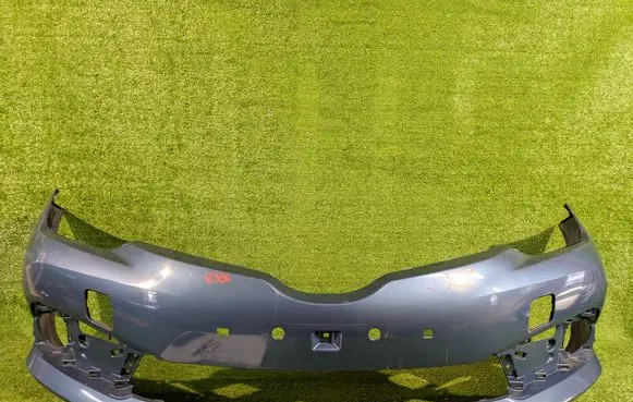Toyota Auris E180 Front bumper 