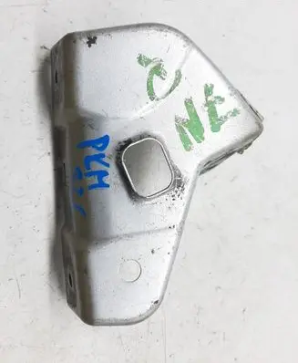 Seat Alhambra (Mk2) Fender mounting bracket 7N0821136A