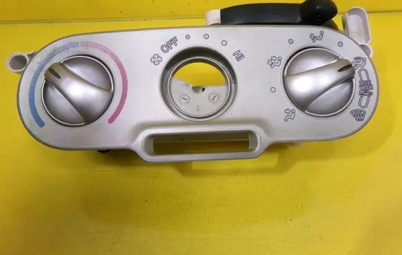 Toyota Yaris Climate control unit 758649