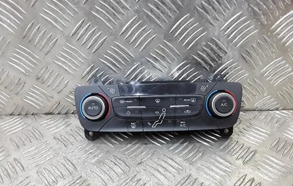 Ford Focus Climate control unit F1ET18C612