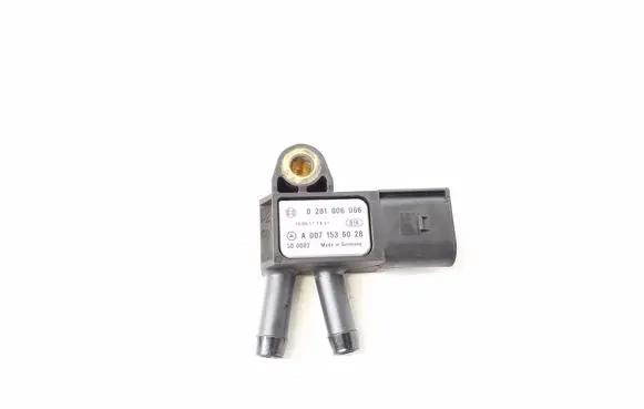 Mercedes-Benz B W246 W242 Sensor A0071536028