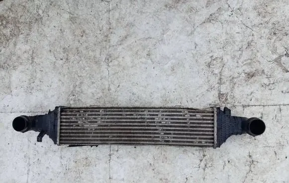 Mercedes-Benz C AMG W204 Intercooler radiator a2045000200