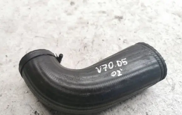 Volvo V70 Intercooler hose/pipe