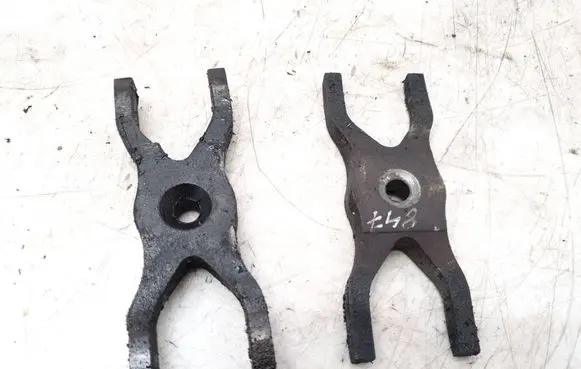 Ford Transit Fuel Injector clamp holder 6C1Q9L535AC