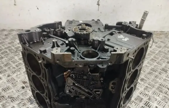 Audi A7 S7 4G Engine block 