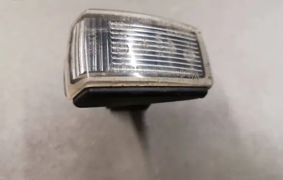 Volvo S70 V70 V70 XC Front fender indicator light