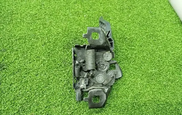 Renault Arkana Engine bonnet/hood lock/catch 656011272R