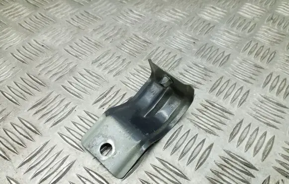 Volkswagen Touran III Fender mounting bracket 5TA809471