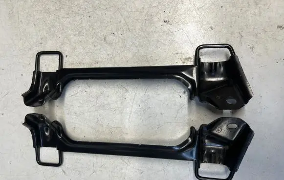 Toyota Avensis T250 ISOFIX Bracket 