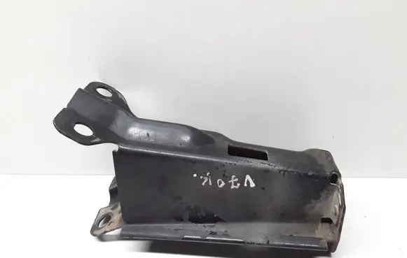 Radiator support slam panel bracket
