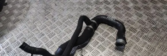 Mercedes-Benz CLS C218 X218 Engine coolant pipe/hose A2125012682
