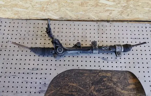 Mercedes-Benz Vito Viano W638 Steering rack A6384611101