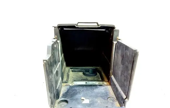 Ford Grand C-MAX Battery box tray AM5110723AB