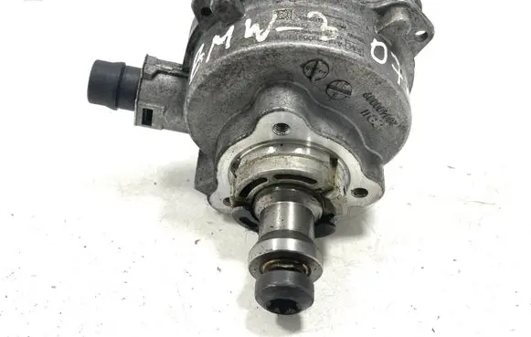 BMW 3 E90 E91 Vacuum pump 75194584 200400089