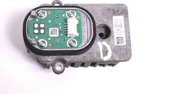 Mercedes-Benz C W205 LED ballast control module 1305715284