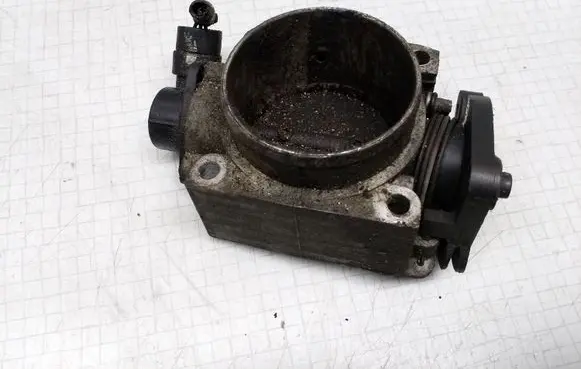 Volvo S40, V40 Throttle valve 7273303007