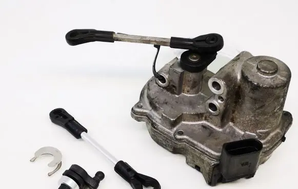 Audi A4 S4 B7 8E 8H Intake manifold valve actuator/motor 