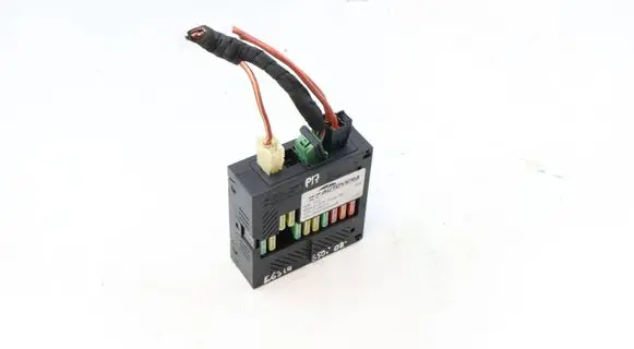 BMW 6 E63 E64 Fuse module 7510638 12527510638 948730