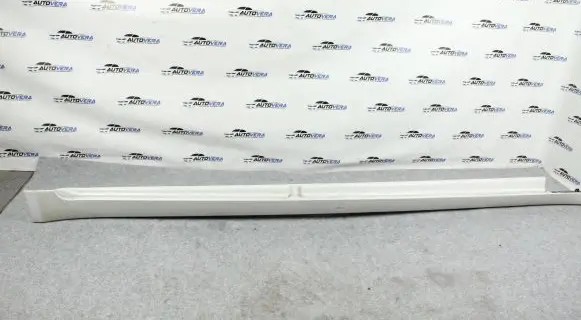 BMW 7 F01 F02 F03 F04 Other sill/pillar trim element 51777185044