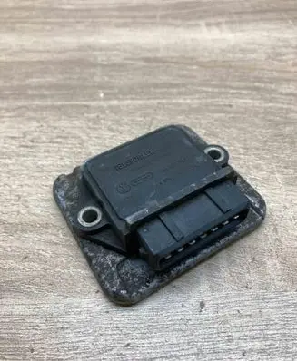 Audi 80 90 B3 Ignition amplifier control unit 191905351B TZ1