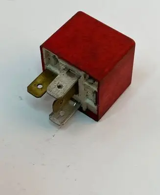 Audi A4 S4 B5 8D Other relay 431951253F