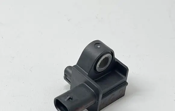 Chrysler Pacifica Airbag deployment crash/impact sensor 68245079AA 441D0 53328371