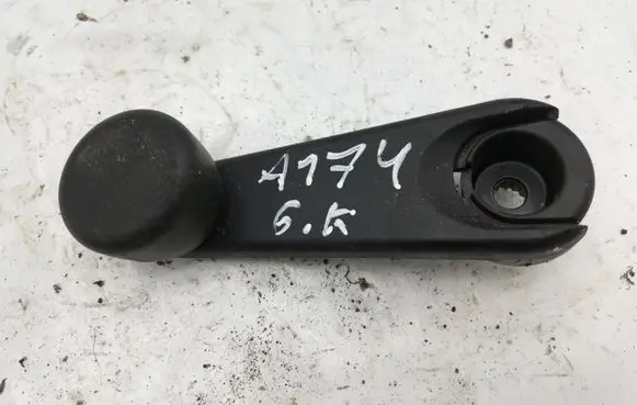 BMW 3 E46 Rear door window winding handle 513281225032 8122503